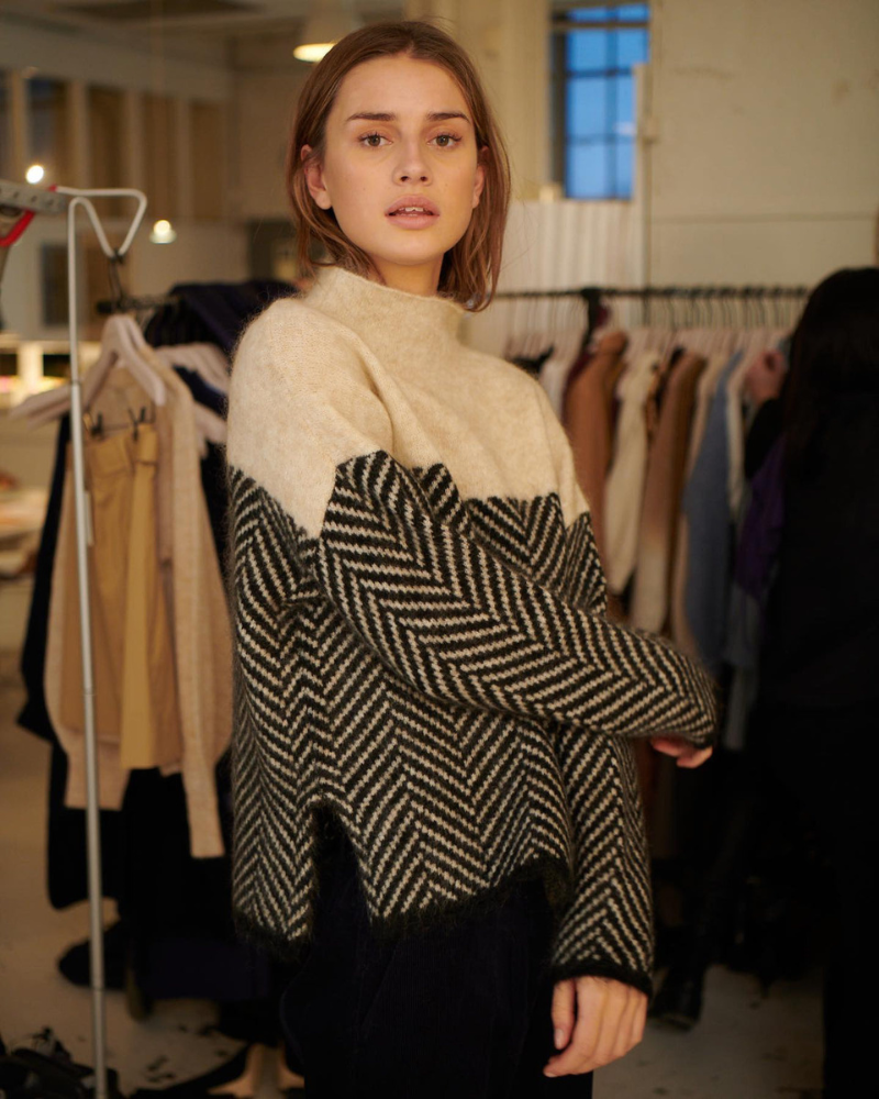MALENE - KATTE TURTLENECK GENSER