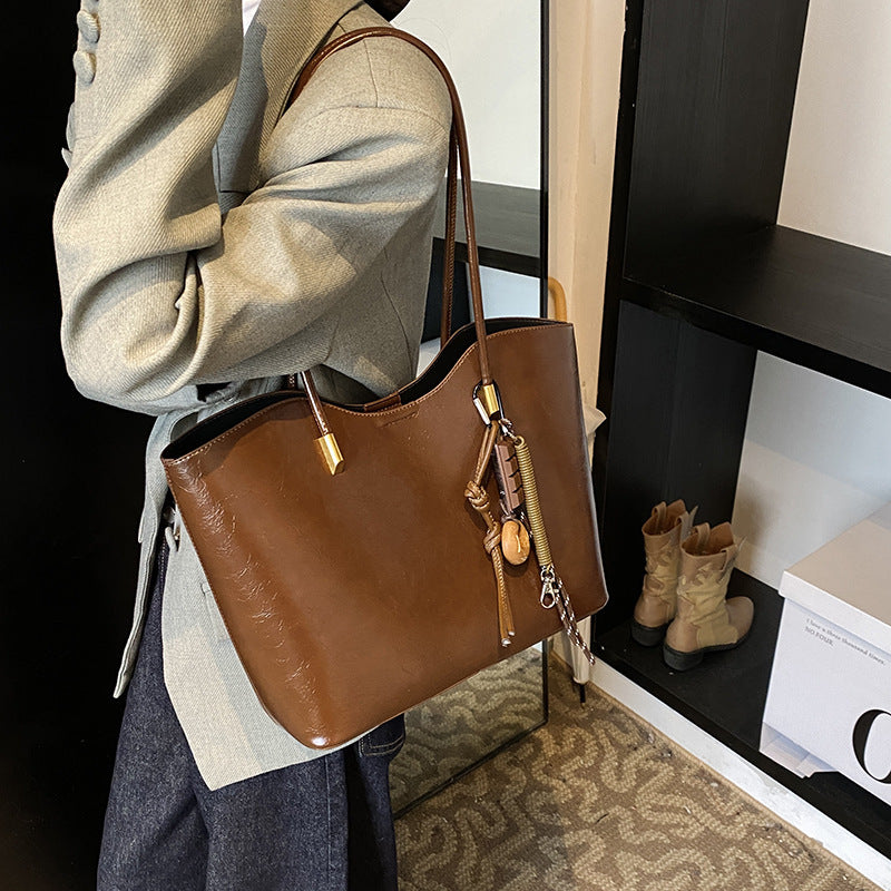 Andrea | Elegant Toteveske